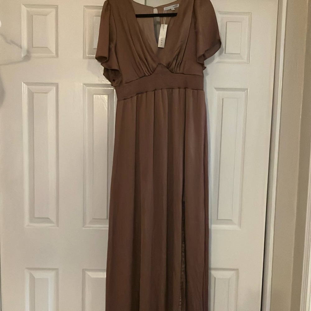 Elegant Brown Maxi Dress NEW